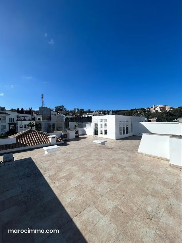 Appartement à boubana a louer 4 chambres. Belle terrasse et jardin et piscine — 3