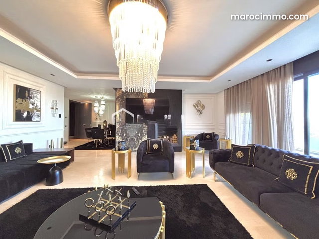 Appartement de 280 m² à Casablanca — 2