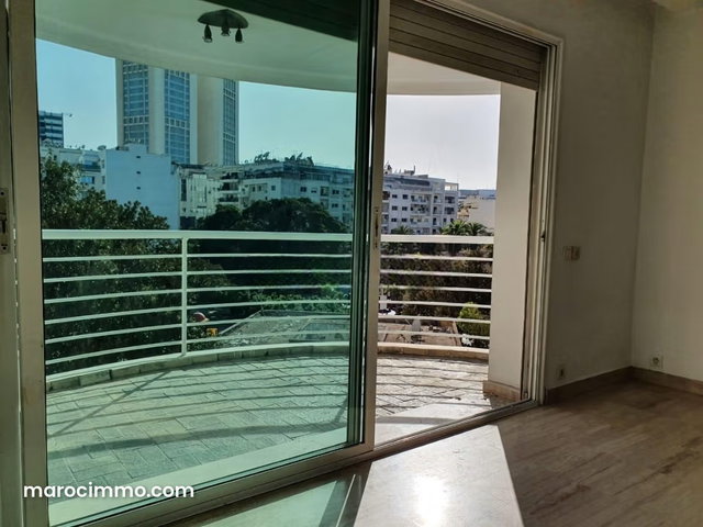 Bel Appartement 2CH 140 m2 avec terrasse à Gauthier — 3