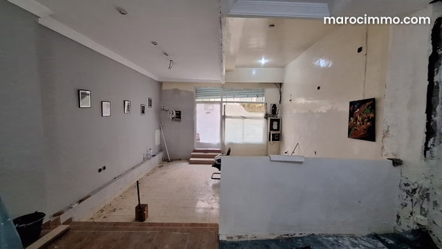 Local 326 m² double entrée autorisé rue Zerktouni — 4