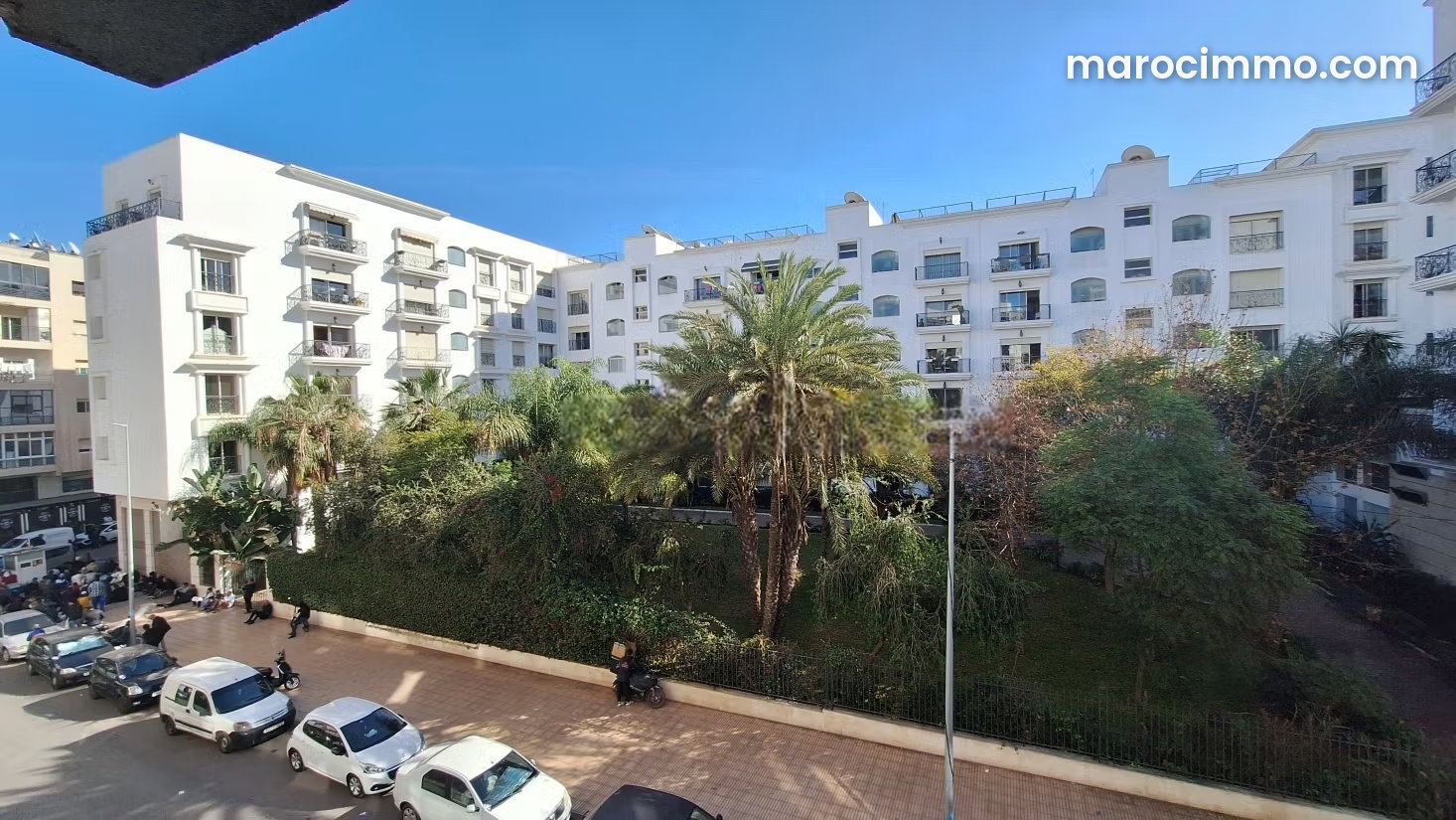 90 m² Commercial Unit, Maârif Extension, Casablanca — Casablanca