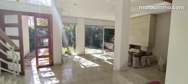 Maison de luxe à louer à Ville Verte. 3 chambres agréables. Système de parabole et résidence sécurisée — 2
