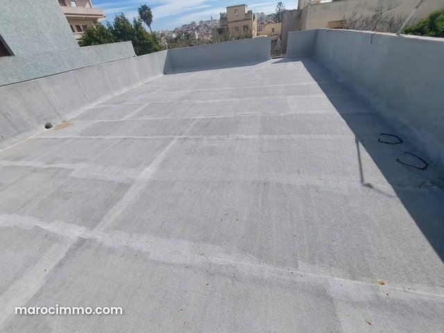 Beau Terrain titré 570 m2 à Jbel Kbir — 3