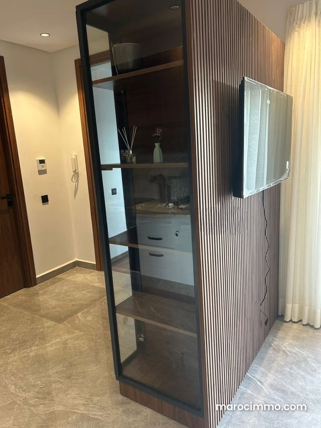 Rent this apartment in Casablanca Finance City. 2 comfortable rooms. Furnished — 5