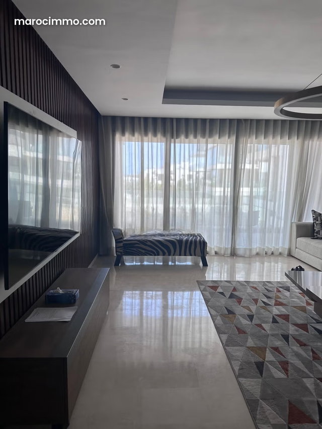Appartement à louer à Ain Diab. 2 belles chambres. Meublé — 4