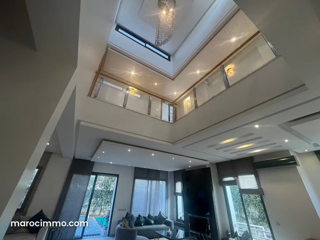 Villa t6 meublée de 540m² 5 ch. Res. Securisee — 4