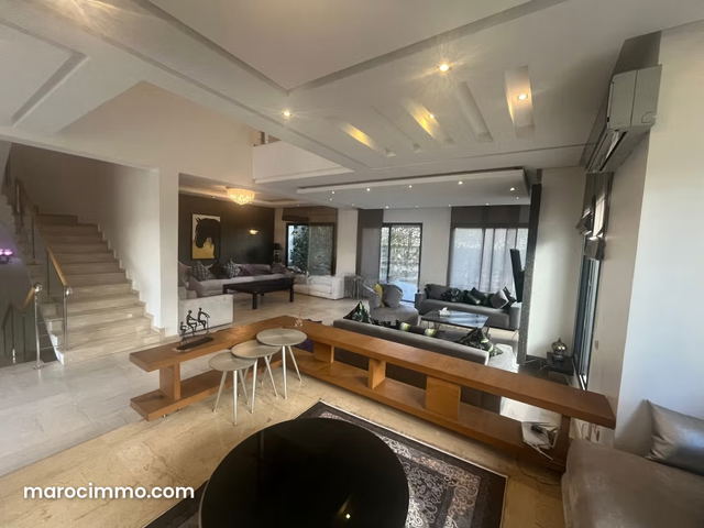 Villa T6 furnished of 540m² 5 bedrooms. Secure residence — Casablanca