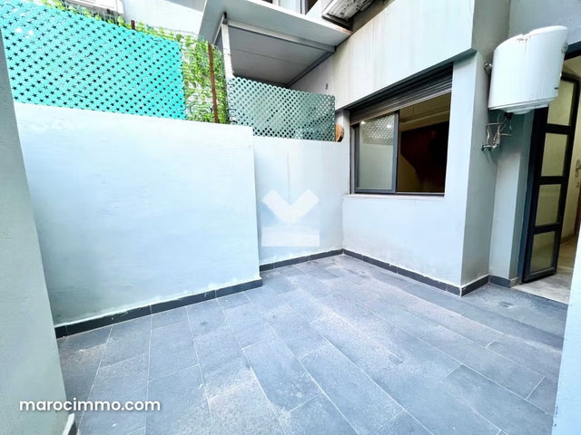 Appartement à Vendre de 60.0 m² à Casablanca, Hopitaux — 3