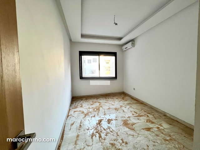 Appartement à Vendre de 128.0 m² à Casablanca, Hopitaux — 3