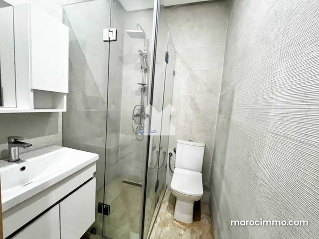 Appartement à Vendre de 122.0 m² à Casablanca, Hopitaux — 4