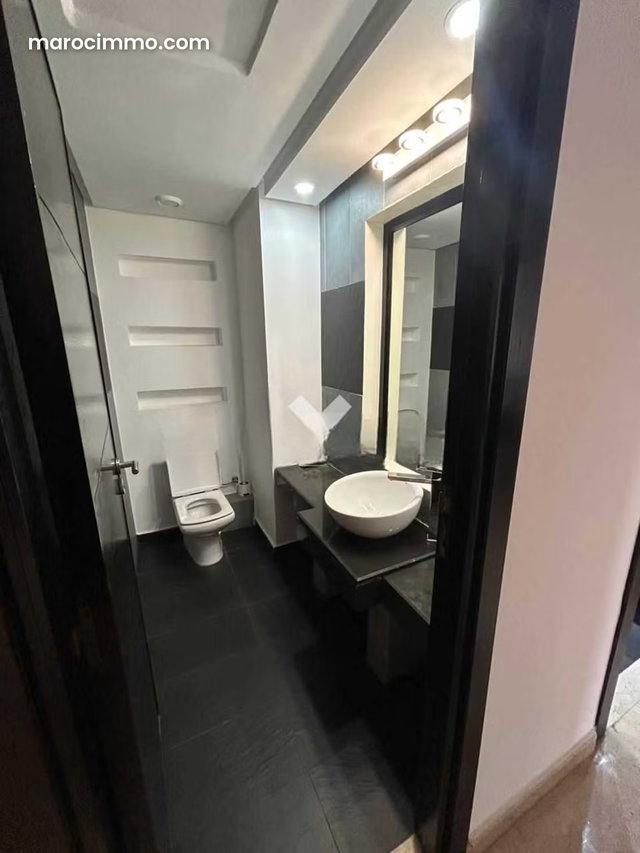 Appartement à Louer de 162.0 m² à Casablanca, Sindibad — 3