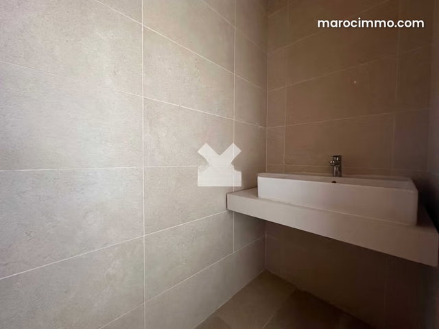 Bureau à Louer de 44.0 m² à Casablanca, Gauthier — 3