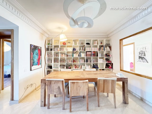 Appartement a louer de 3 chambres à Maarif — 4