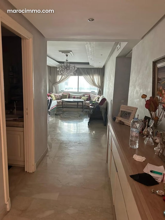 Superbe appartement à vendre à Maarif 3 chambres — 2