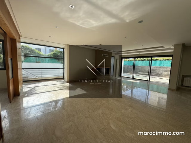 A Louer Villa Contemporaine 3 suites Piscine — 5