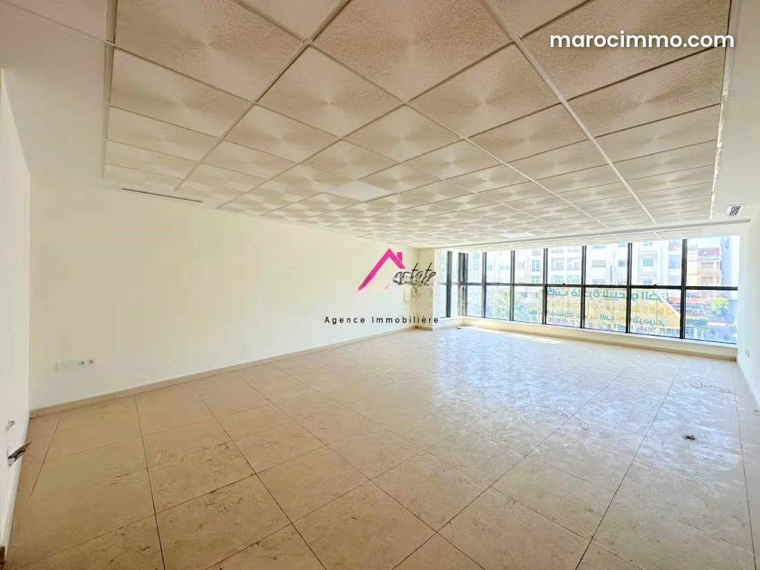 68 m² Office for Rent in Al Mandar Al Jamil, Tangier — Tangier