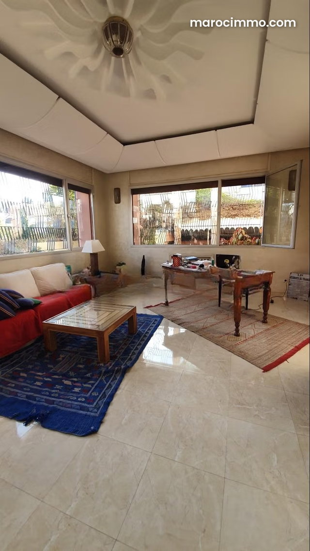 Villa avec piscine à louer à Cil — 2