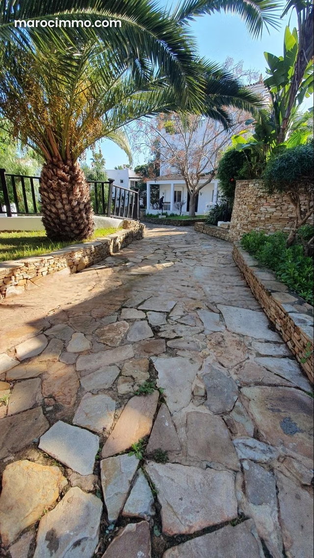 Villa meublée à louer à Dar Bouaazza — 3