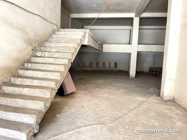 Local commercial sur 3 niveaux Hassan II — 3
