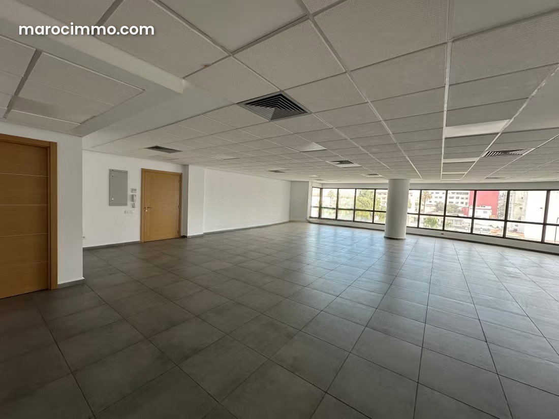 421 m² Office in Les Princesses, Casablanca, with Garage — Casablanca