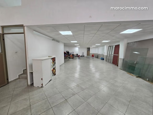 Magasin de 280m à vendre à ain sebaa — 5