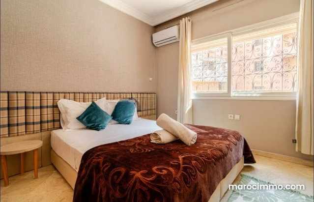 Beautiful apartment for sale in Guéliz. 3 cozy rooms. Exceptional mountain view, central heating — 4