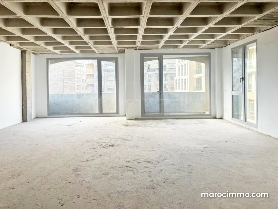 Bureau neuf 67 m² avec terrasse au quartier CIL Casablanca — Casablanca