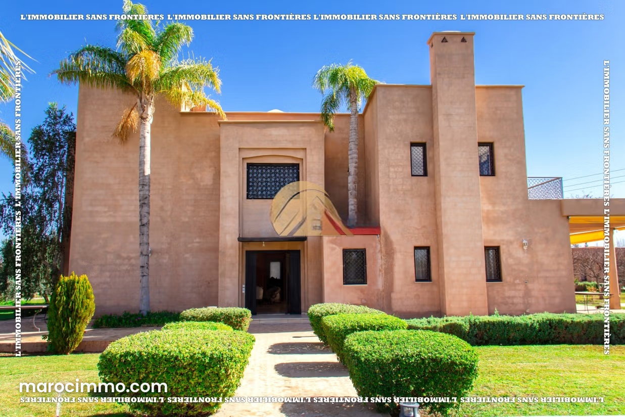Furnished 5-Bedroom Villa with Pool on the Agadir Road, Marrakech — Marrakesh