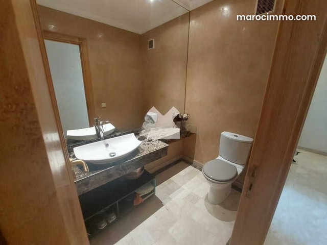 Appartement à Vendre de 159.0 m² à Casablanca, Maarif Extension — 4