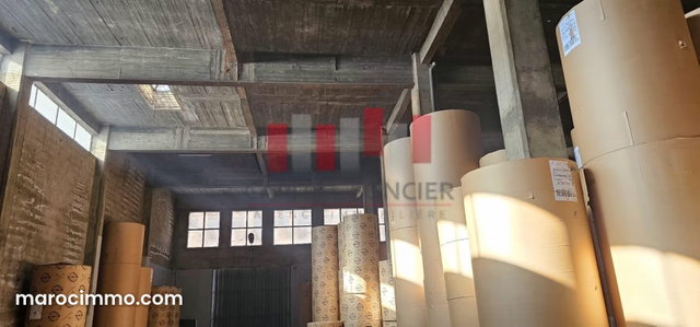 Hangar industriel de 880 m de surface coté bld chefchaouni ain sebaa a la location — 5