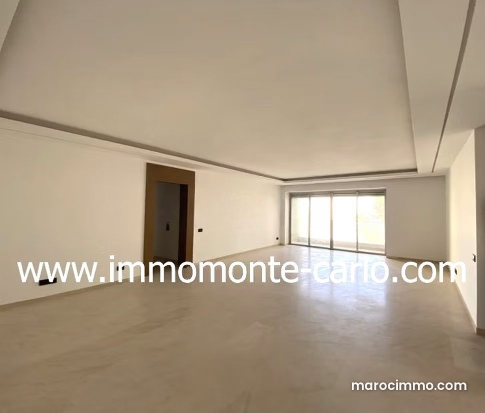 200 sqm Apartment with Terrace and Garden, Agdal, Rabat — Rabat