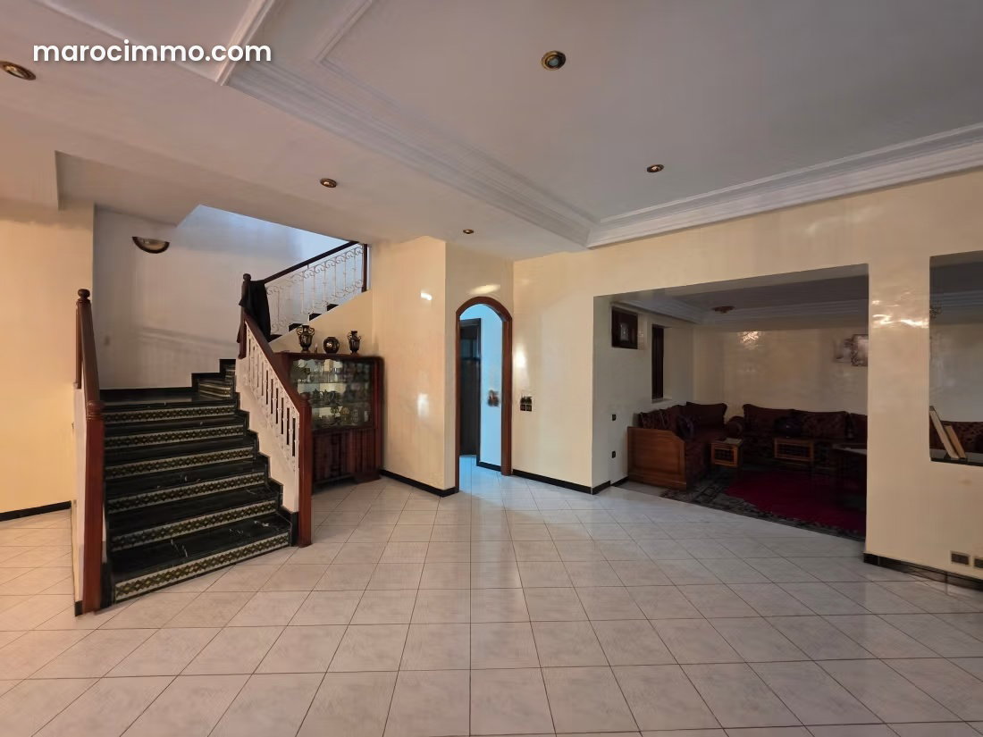 Villa 4 chambres avec jardin, Riyad, Rabat — Rabat