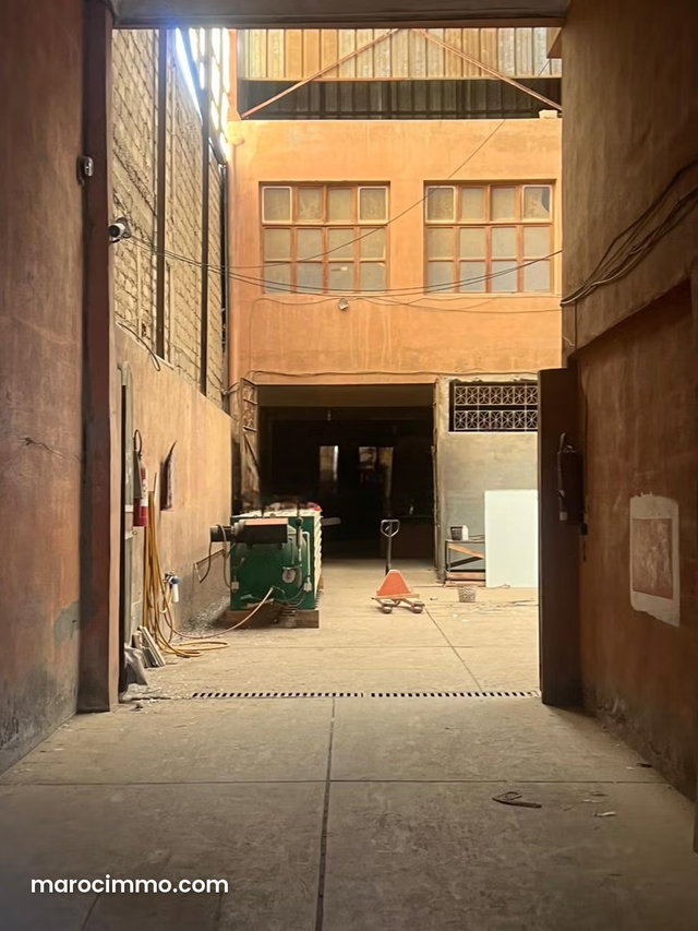 Industrial Area Warehouse for Sale — 5