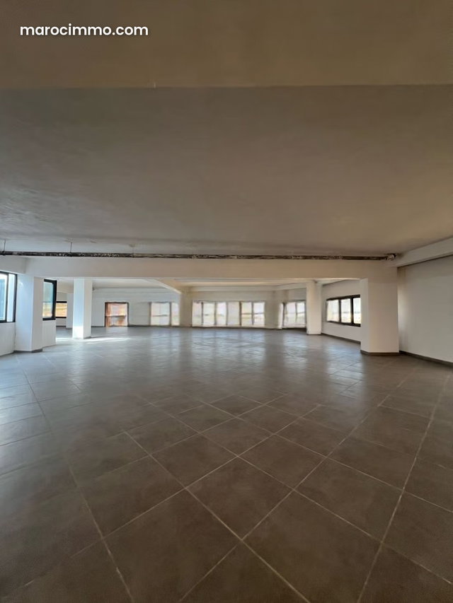 Plateaux Bureaux en location – La zone Franche — 2