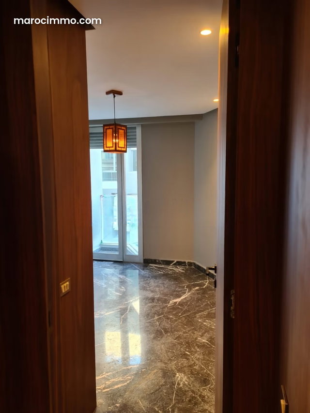 Unfurnished 65m2 Breton-style apartment for rent — 5