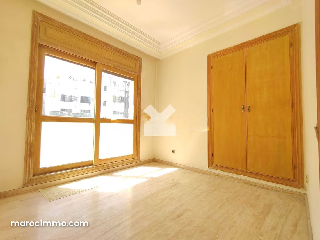 145 sqm apartment with terrace and garage, Gauthier, Casablanca — Casablanca