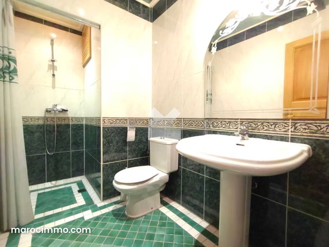 Appartement à Vendre de 145.0 m² à Casablanca, Gauthier — 3