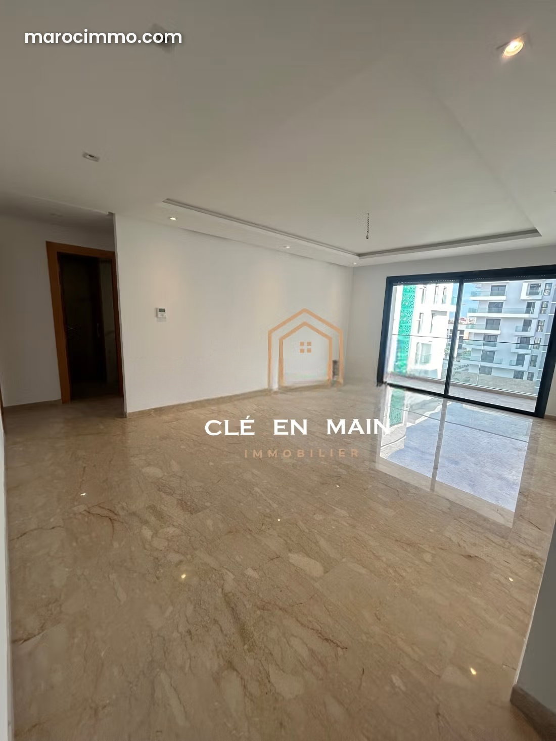 شقة بواجهة جنوبية وشرفة للكراء بأكدال الرباط — الرباط