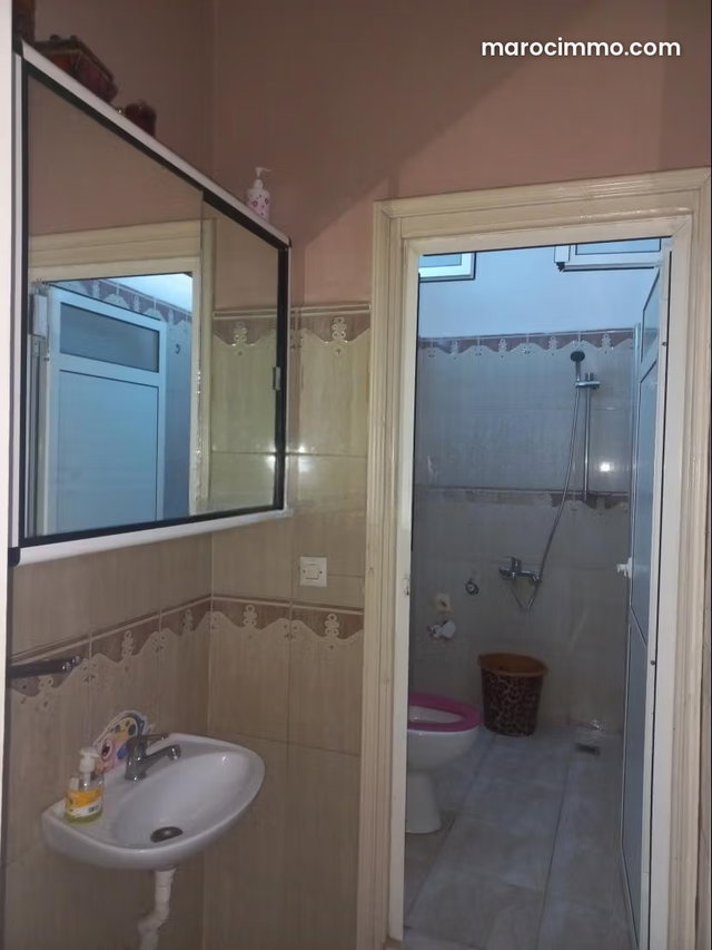 Location d'un appartement à Cente. 1 Pièce. TV — 3