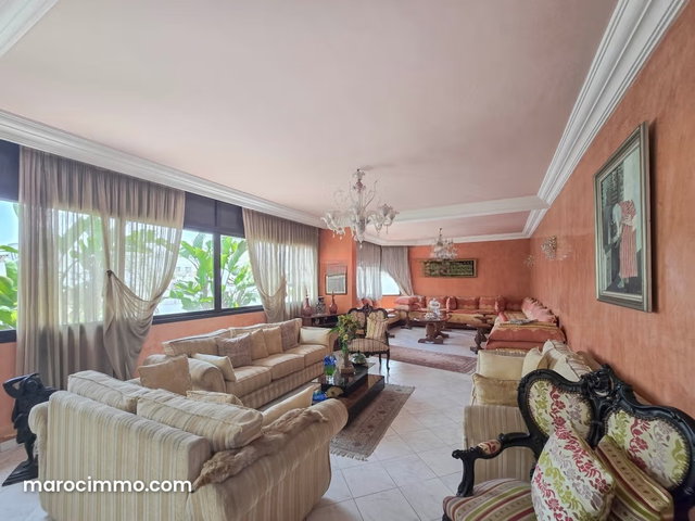 Duplex d’Exception 355 m² Dernier Étage Racine — 2