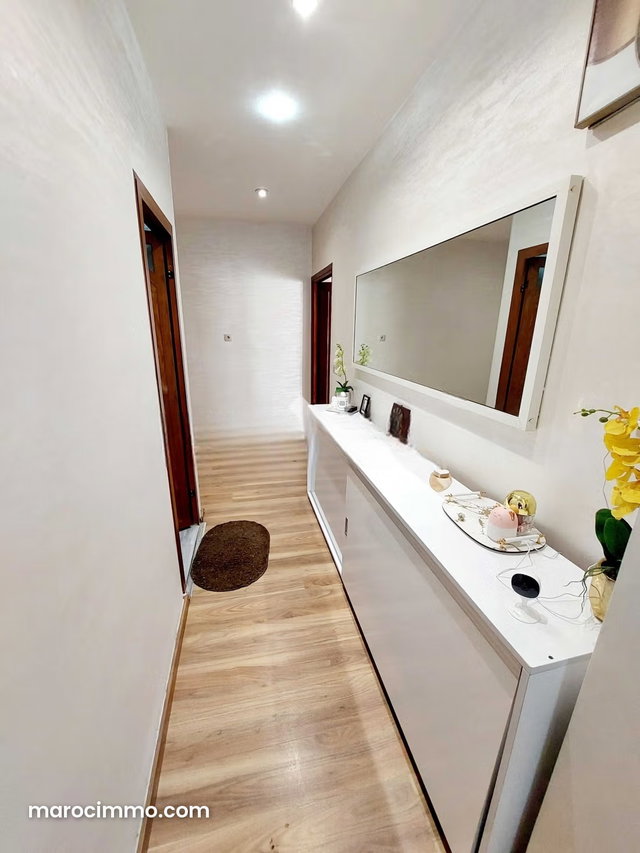 Appartement à Vendre de 214.0 m² à Casablanca, Belvedere Roches Noires — 2