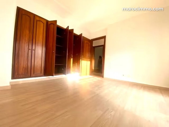 Appartement a la location vide a Gauthier 17000dh — 2