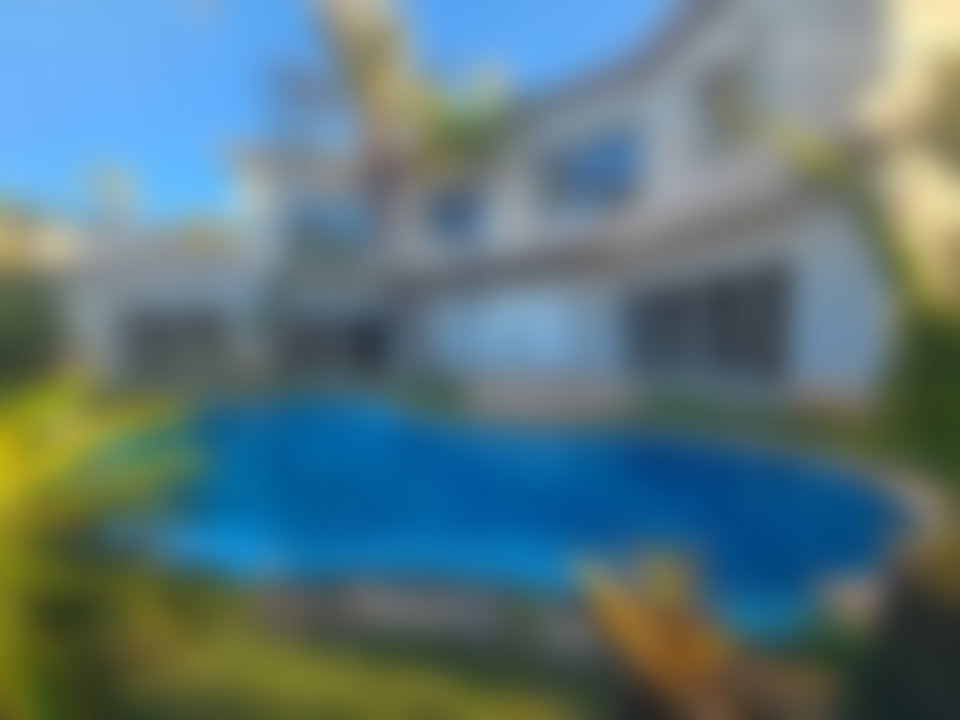 Villa 700 m² avec piscine et jardin à louer, Anfa Casablanca