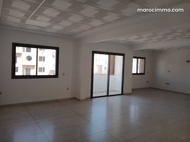 Plateau bureau a louer a hay mohammadi agadir — 3