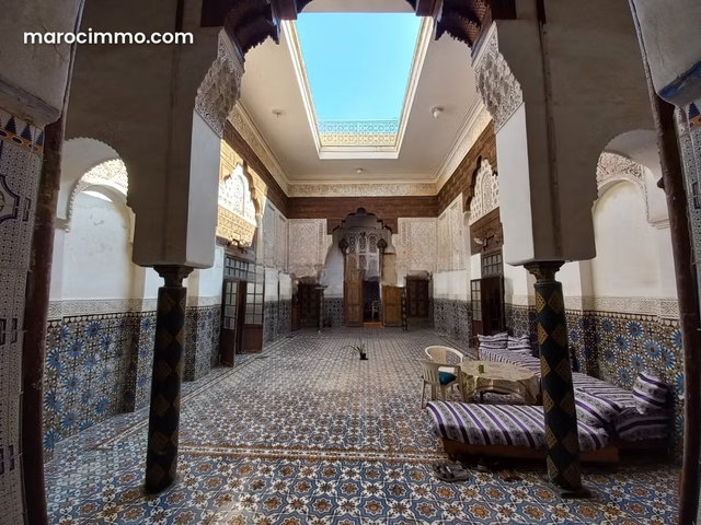 MOUASSINE authentique riad 18e S. À rénover — 2