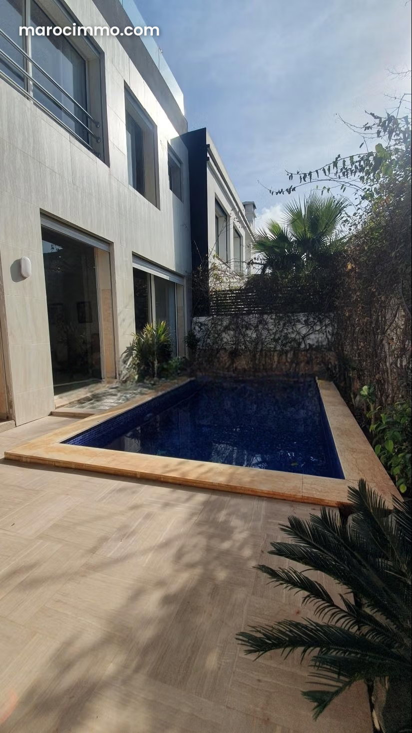 Furnished 320 sqm Villa with Pool and Sea Views in Aïn Diab, Casablanca — Casablanca