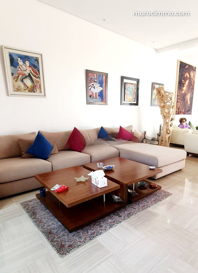 Villa haut standing à louer à Ain Diab — 4