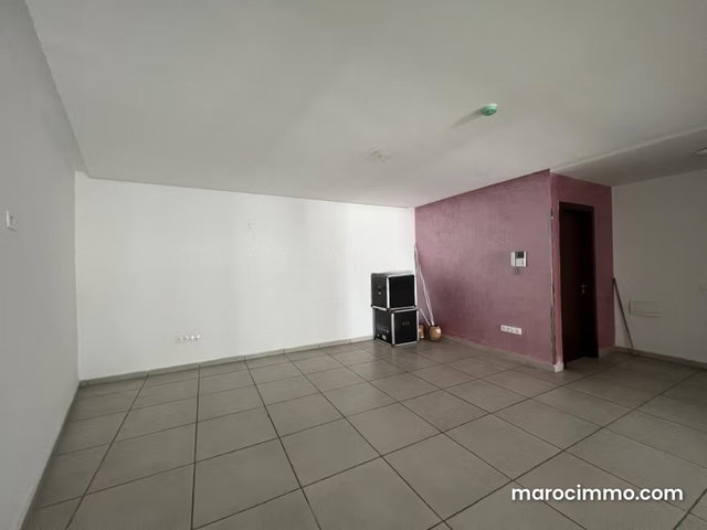 Bureau en location à Plasa Toro — 3