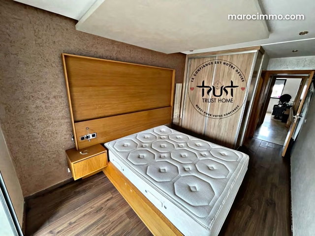 Bel Appartement au quartier des hôpitaux — 3