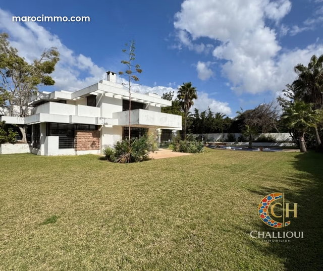 Magnifique villa à vendre au quartier des ambassadeurs — 2